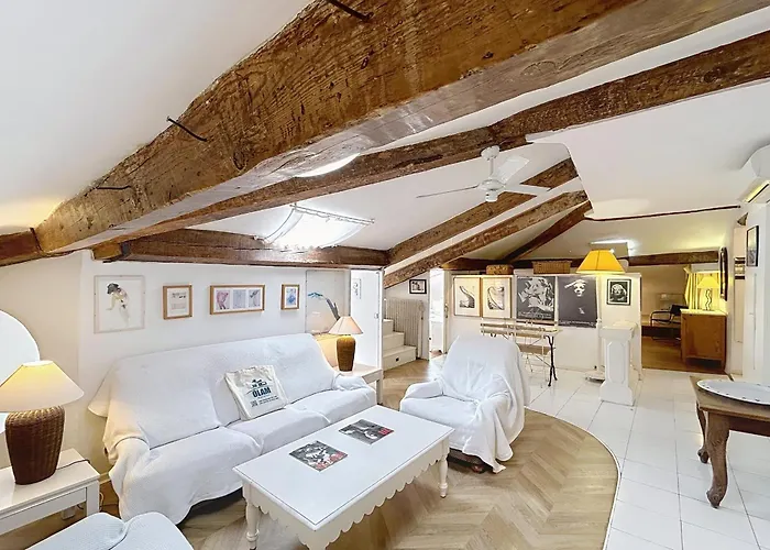 Cannes 3-Bedroom Loft 3 Minutes From The City Center