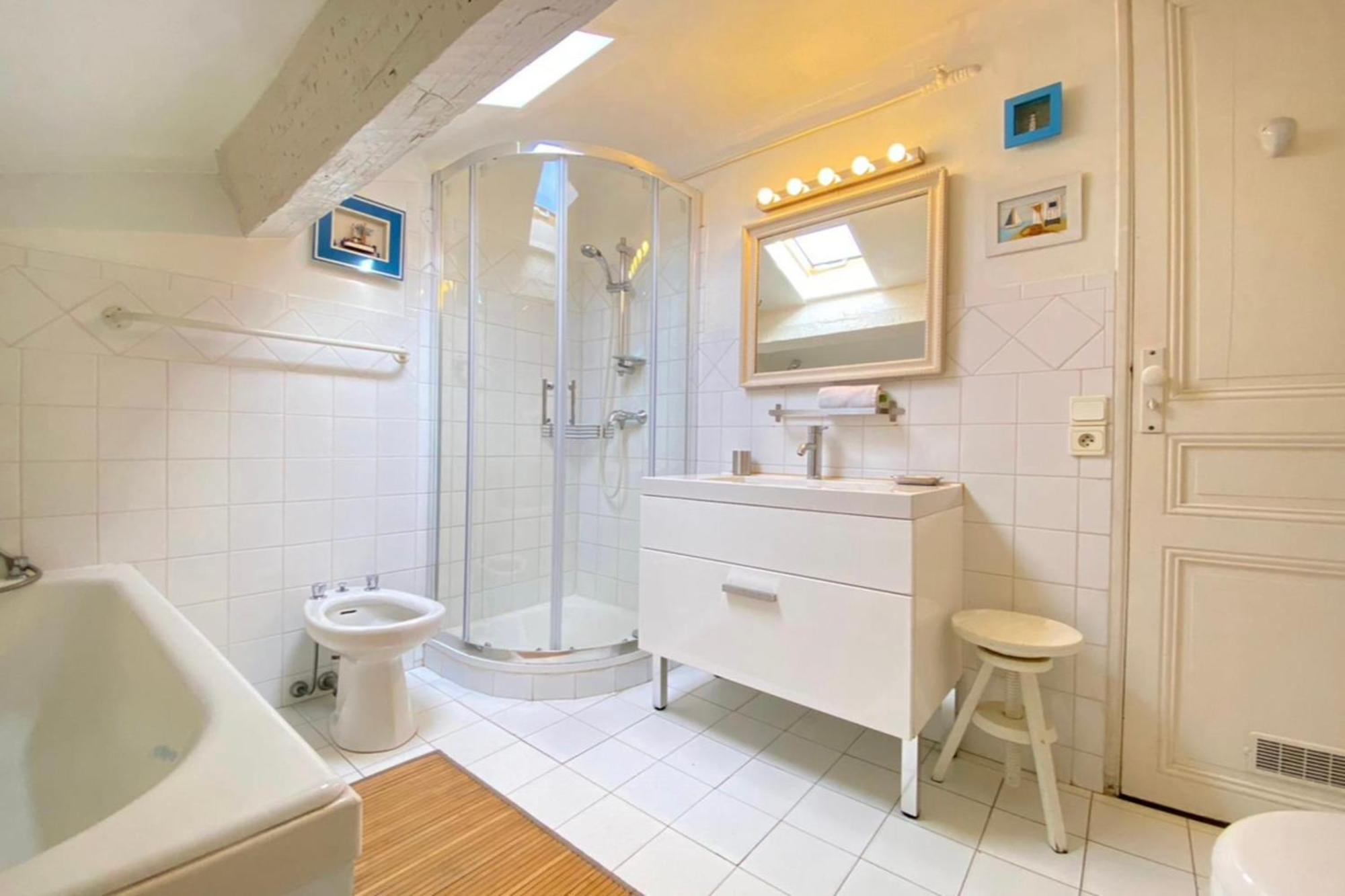 Appartement 3-bedroom Loft 3 Minutes From The Center *