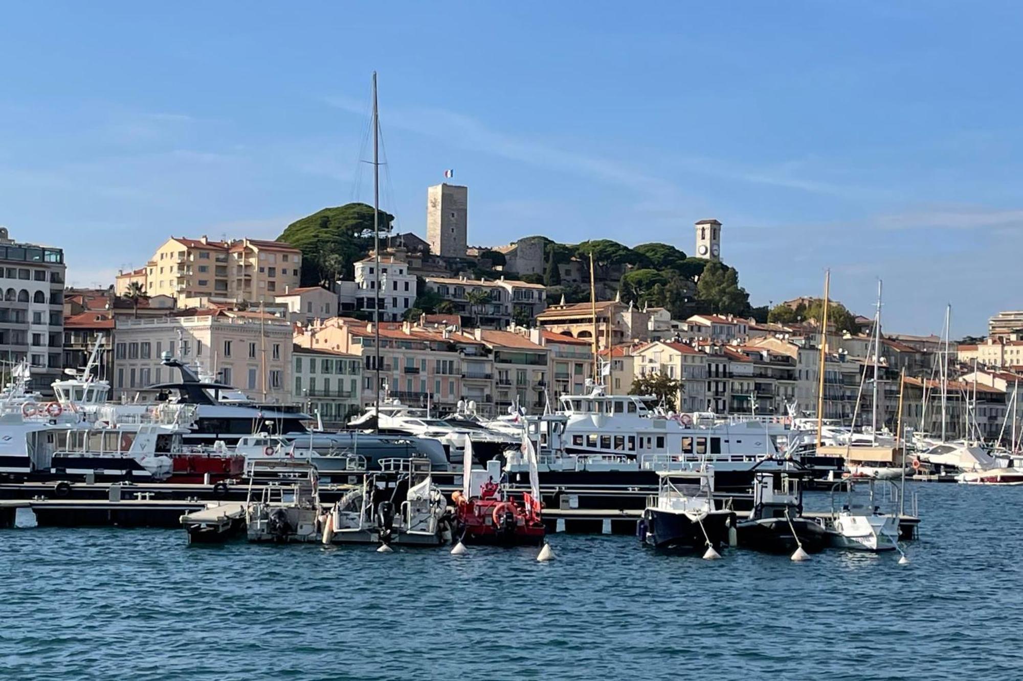 Appartement 3-bedroom Loft 3 Minutes From The Center Cannes