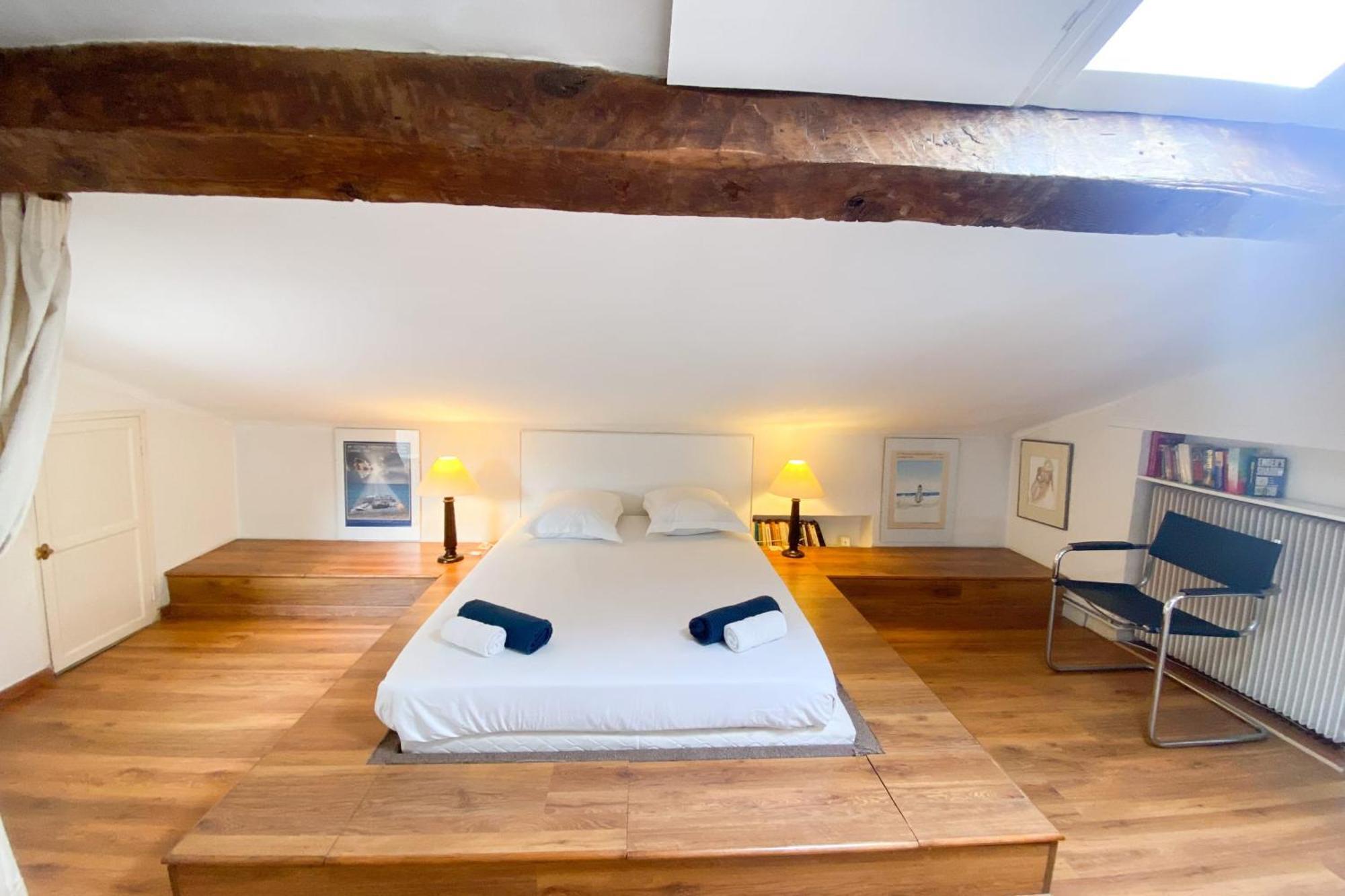 Appartement 3-bedroom Loft 3 Minutes From The Center *