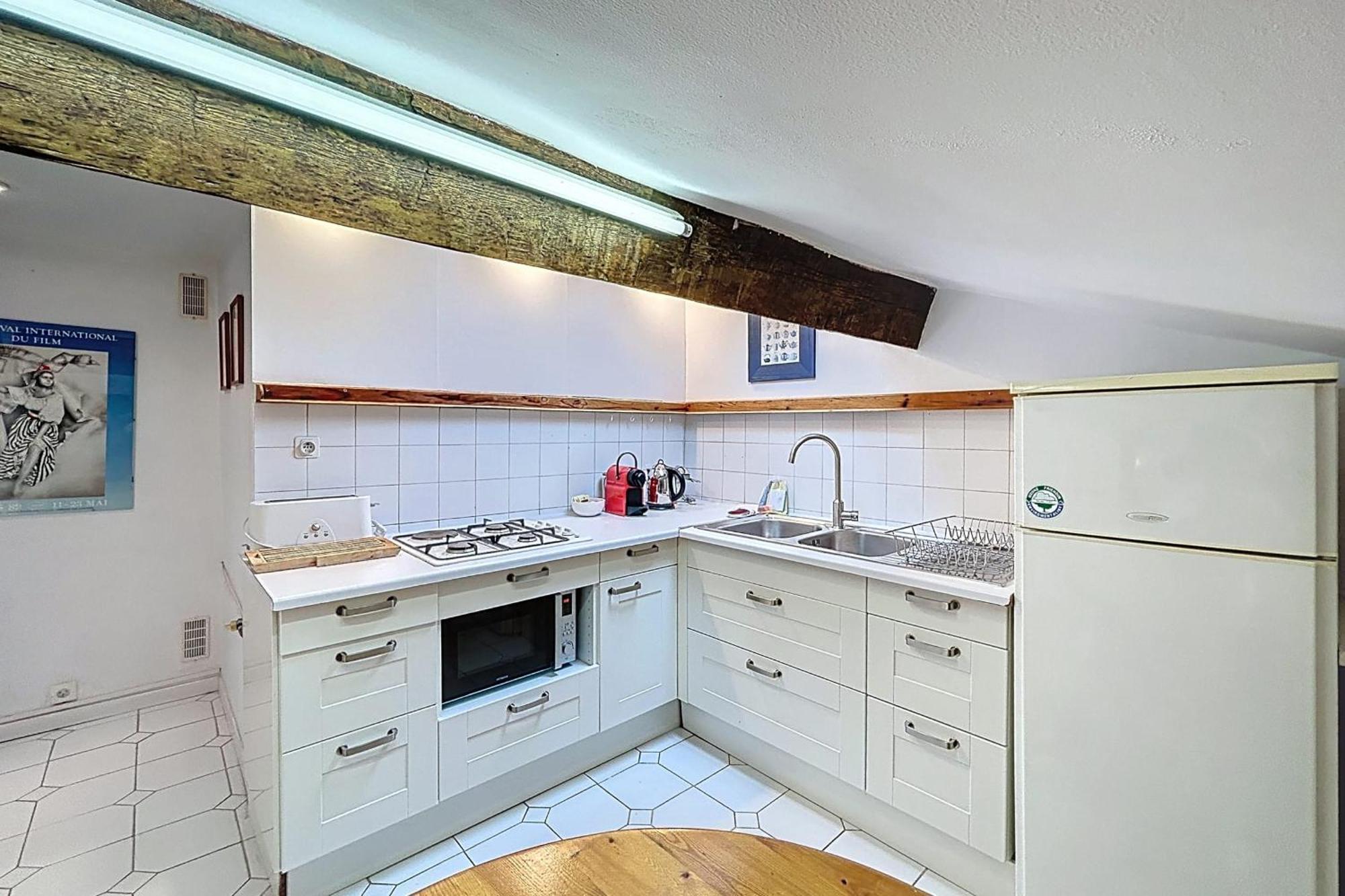 3-bedroom Loft 3 Minutes From The Center